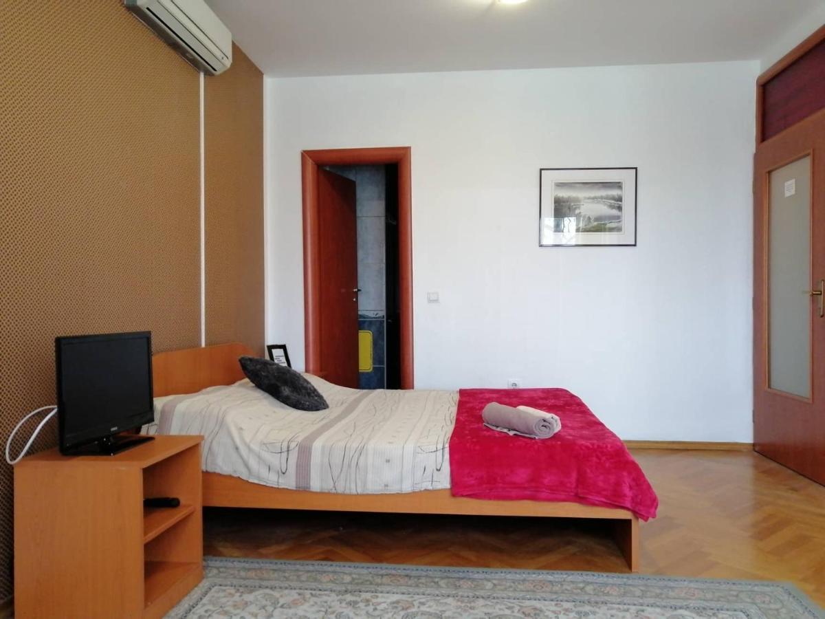 Guesthouse Sava Slavonski Brod Esterno foto