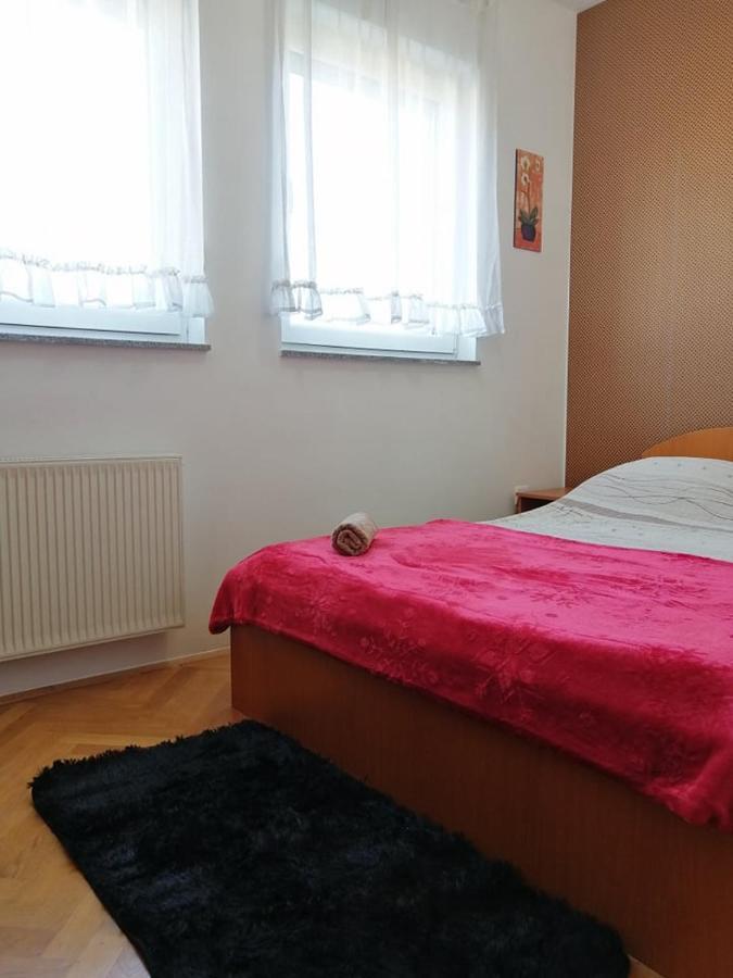 Guesthouse Sava Slavonski Brod Esterno foto