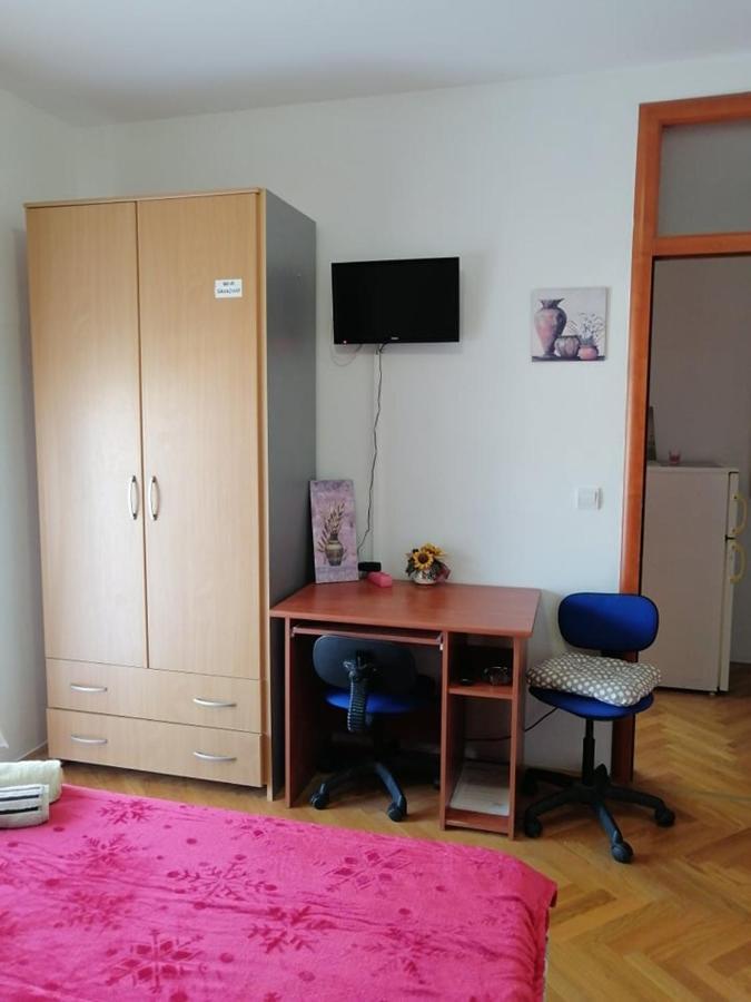 Guesthouse Sava Slavonski Brod Esterno foto