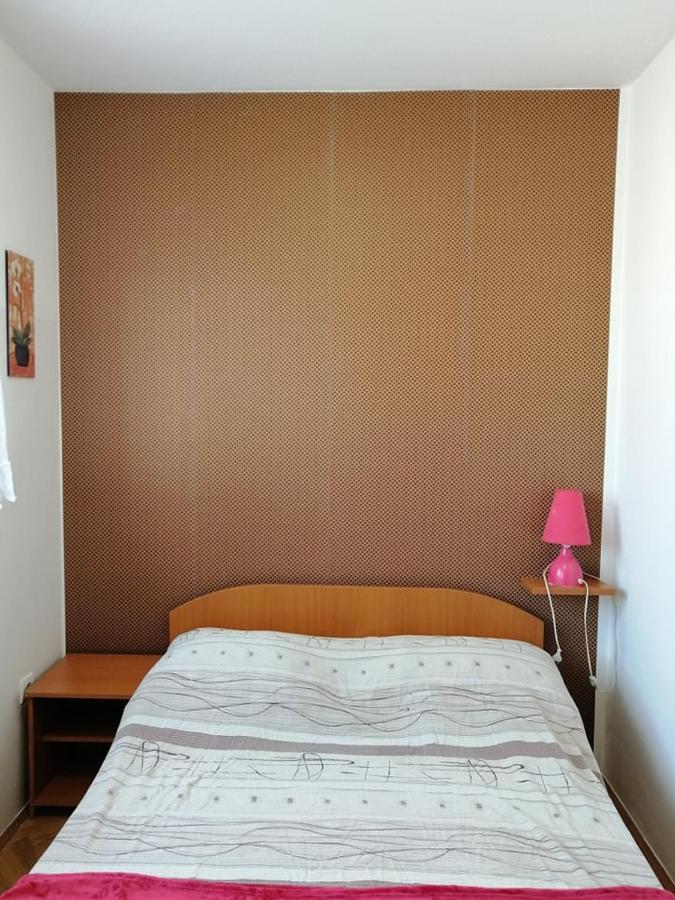 Guesthouse Sava Slavonski Brod Esterno foto