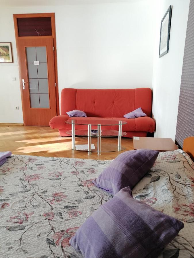Guesthouse Sava Slavonski Brod Esterno foto